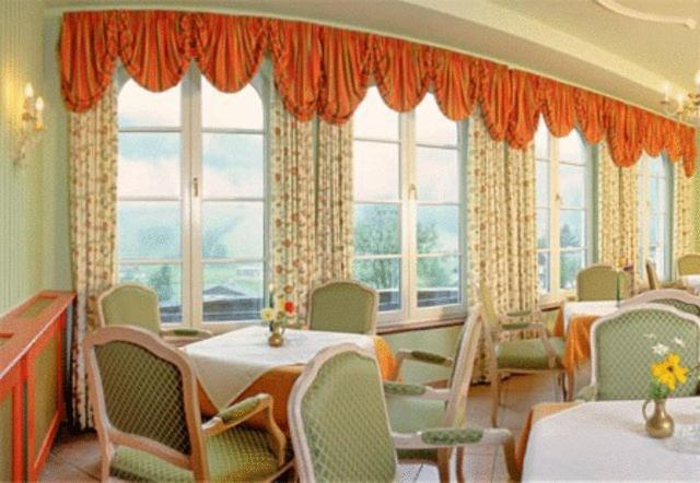 Wohlfuehlresort Und Feriengut Martinerhof Sankt Martin am Tennengebirge Bagian luar foto