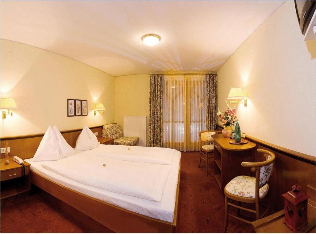 Wohlfuehlresort Und Feriengut Martinerhof Sankt Martin am Tennengebirge Bagian luar foto